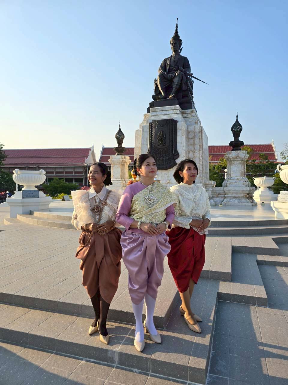 title - ปฏิรูปที่ดินจังหวัดเพชรบุรี เข้าร่วมพิธีเปิดงาน “พระนครคีรี - เมืองเพชร” ครั้งที่ 39 ประจำปี พ.ศ. 2569 ภายใต้แนวคิด “วิมานฟ้าพระนครคีรี อัญมนีแห่งสยาม”